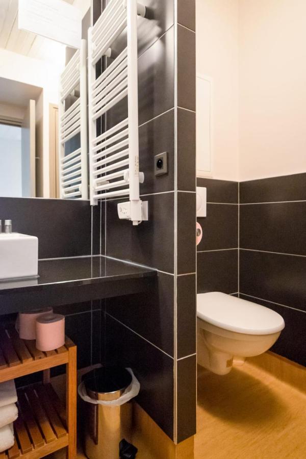 Vieille Bourse - Studio Close To Stations And Old City - Welkeys Lille Kültér fotó